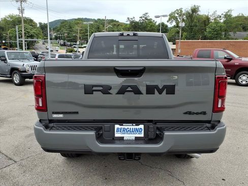 New 2026 RAM 2500 Big Horn AWD/4WD image 5