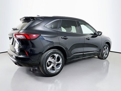 Used 2023 Ford Escape ST-Line w/ Tech Pack #1 image 7
