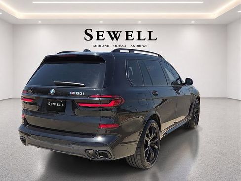 Used 2025 BMW X7 M60i AWD/4WD image 4
