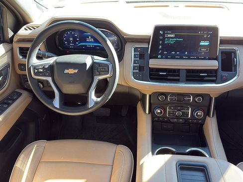 Used 2024 Chevrolet Tahoe Premier w/ Premium Package image 20