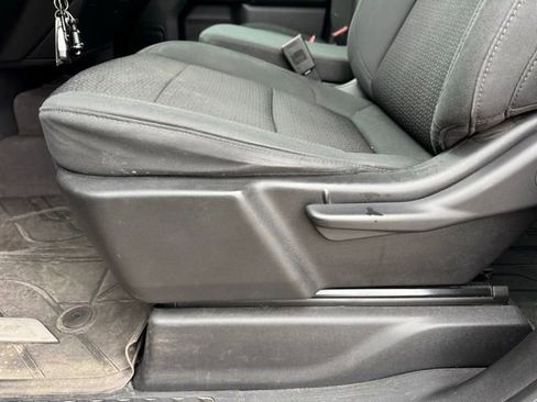 Used 2020 Chevrolet Silverado 1500 Custom w/ Custom Value Package image 13