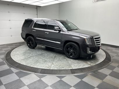 Used 2017 Cadillac Escalade Premium Luxury