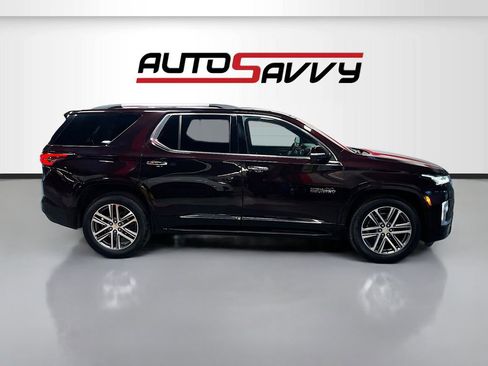 Used 2022 Chevrolet Traverse High Country w/ LPO, Floor Liner Package AWD/4WD image 8