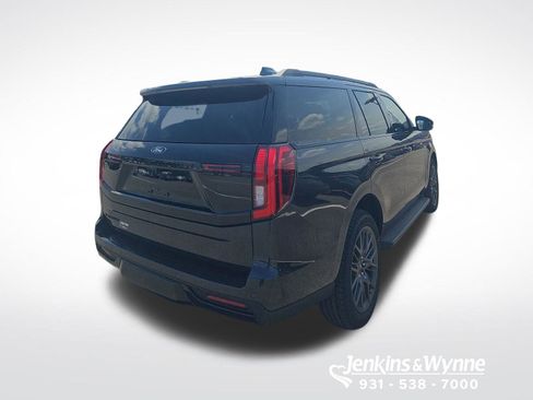 New 2026 Ford Expedition Platinum AWD/4WD image 3