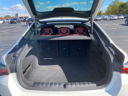 Used 2023 BMW i4 eDrive40 w/ M Sport Package image 16