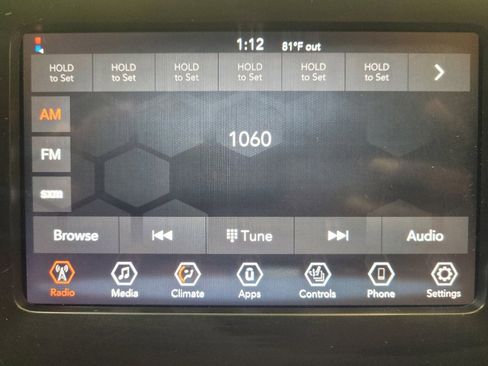 Used 2021 Jeep Cherokee Latitude Plus w/ Sun & Sound Group FWD image 25