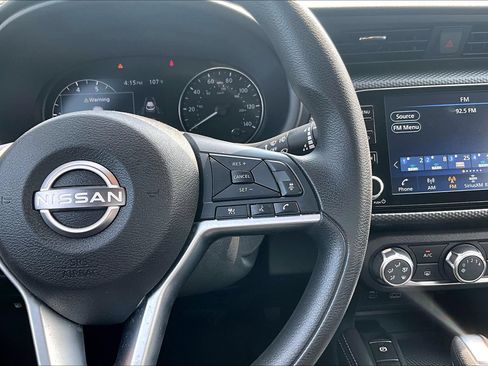 Certified 2023 Nissan Kicks SV FWD image 17