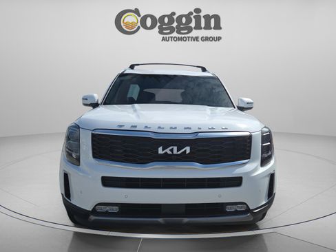 Used 2022 Kia Telluride SX w/ Towing Package FWD image 8