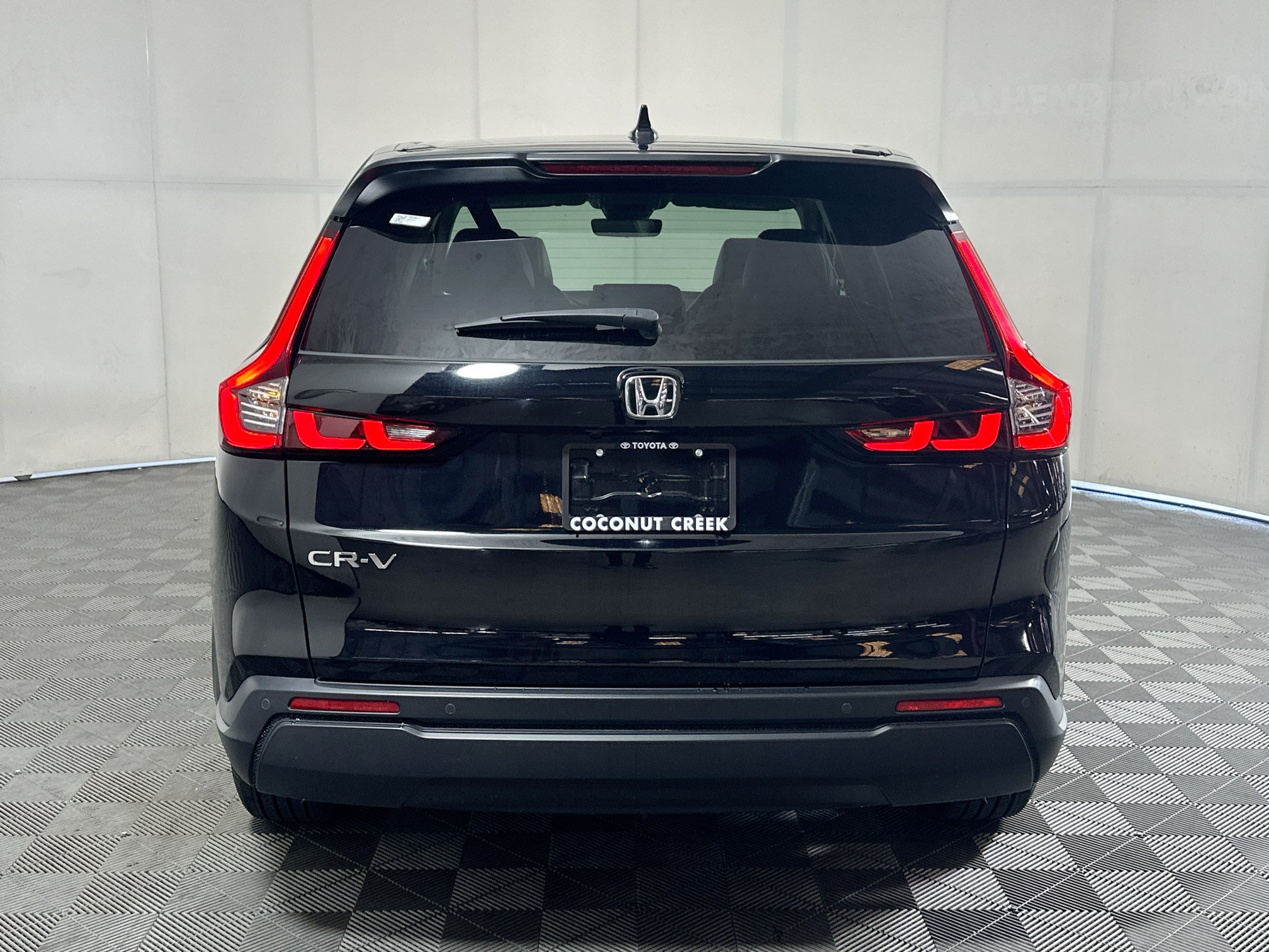 Used 2023 Honda CR-V EX-L image 4