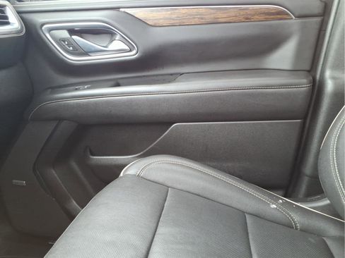 Used 2023 Chevrolet Tahoe Premier AWD/4WD image 21