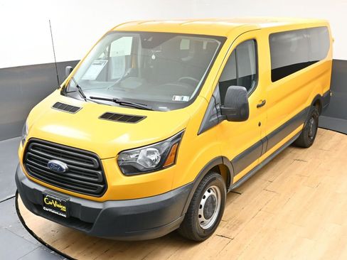Used 2018 Ford Transit 150 XL RWD image 37