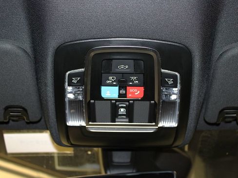 New 2026 RAM 1500 4x4 Crew Cab image 26
