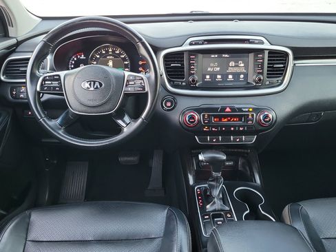 Used 2019 Kia Sorento EX image 6