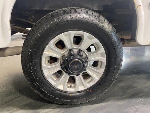 Used 2012 Ford F250 XL RWD image 11