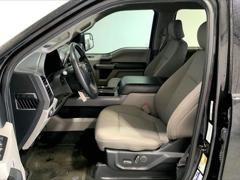 Used 2018 Ford F150 XLT w/ Equipment Group 302A Luxury image 15