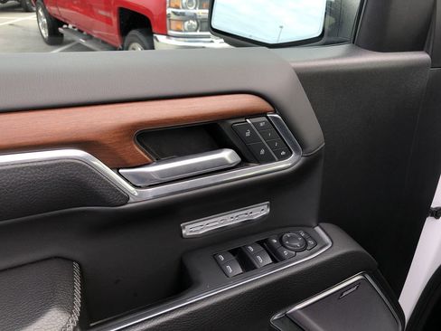 Used 2023 GMC Sierra 1500 Denali w/ Denali Reserve Package image 12