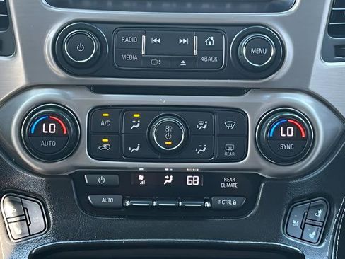 Used 2020 GMC Yukon Denali w/ Denali Ultimate Package AWD/4WD image 27