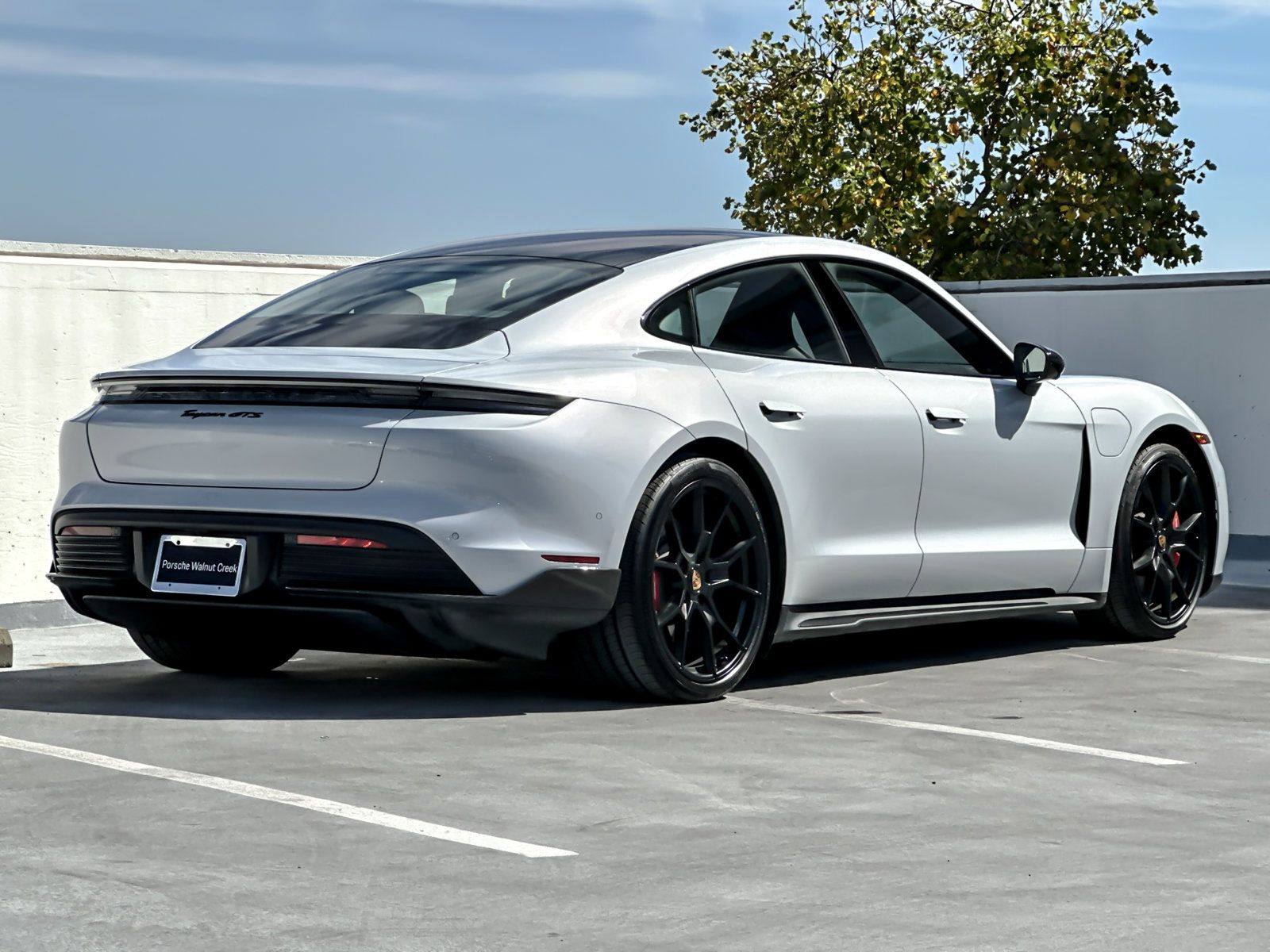 Certified 2023 Porsche Taycan GTS AWD/4WD image 9