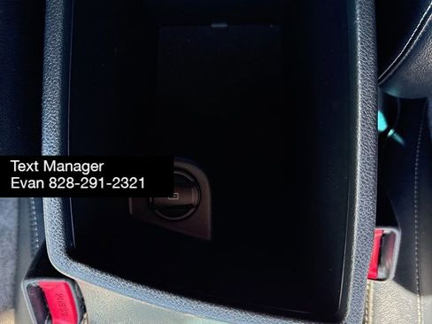 Used 2019 Kia Niro S Touring FWD image 25