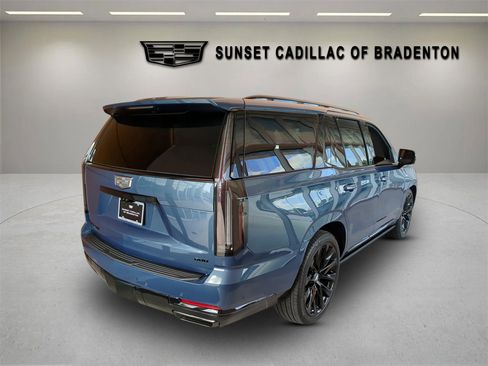 New 2025 Cadillac Escalade Sport Platinum w/ LPO, ONYX Package image 3