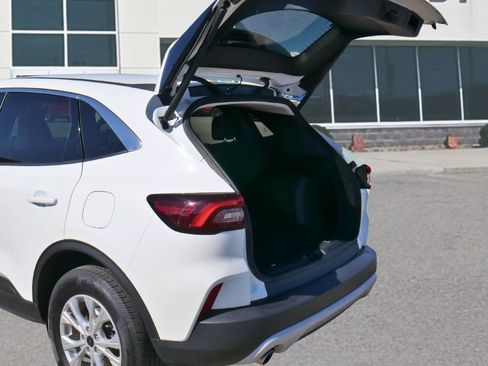 Used 2023 Ford Escape Active AWD/4WD image 23