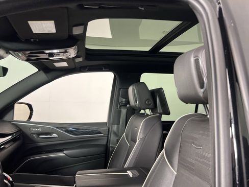 Used 2023 Cadillac Escalade Sport image 22