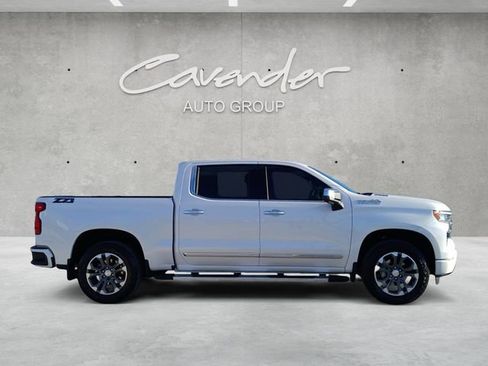 Used 2024 Chevrolet Silverado 1500 High Country w/ Technology Package image 17