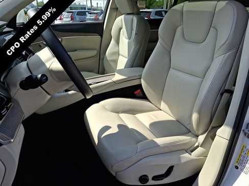 Certified 2024 Volvo XC90 B5 Plus w/ Protection Package Premier AWD/4WD image 16