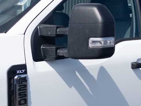 Used 2024 Ford F250 XLT image 13