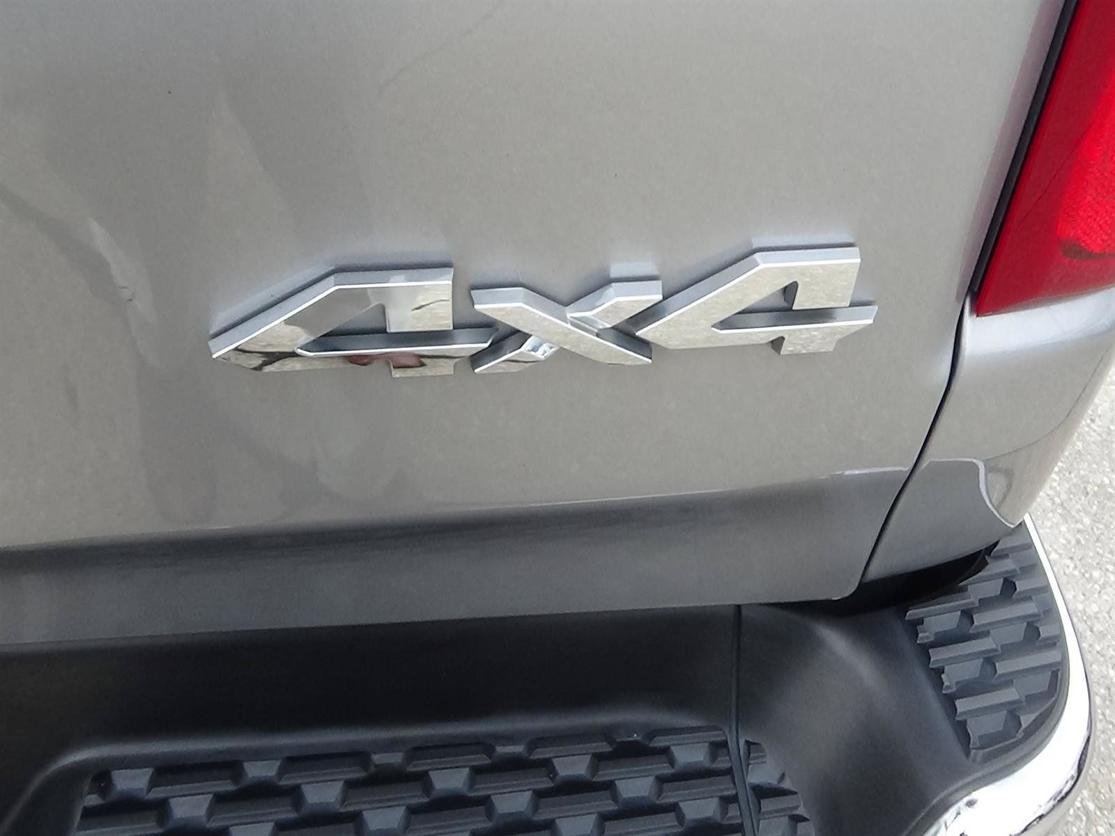 Used 2025 RAM 1500 Big Horn AWD/4WD image 12