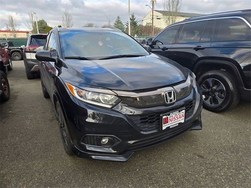 Used 2021 Honda HR-V Sport image 2