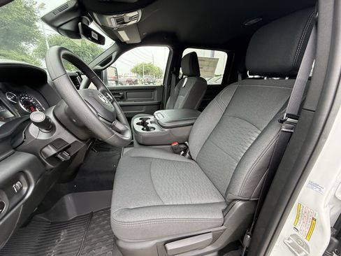 New 2026 RAM 2500 Tradesman AWD/4WD image 17