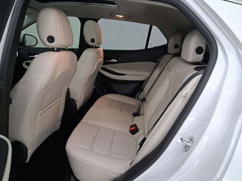 Used 2025 Buick Encore GX Avenir w/ Avenir Technology Package image 13