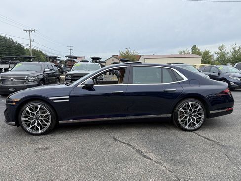 Used 2025 Genesis G90 3.5T AWD/4WD image 5