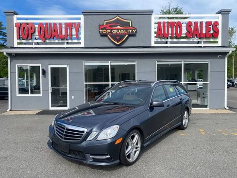 Used 2013 Mercedes-Benz E 350 4MATIC Wagon image 1