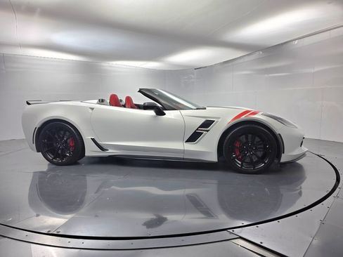 Used 2019 Chevrolet Corvette Grand Sport RWD image 3