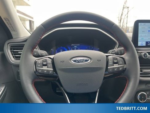 Used 2022 Ford Escape SEL w/ SEL Stealth AWD Package image 26