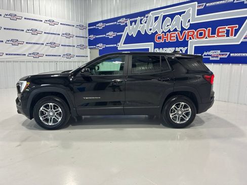 Used 2026 GMC Terrain Elevation FWD image 3