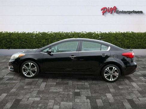 Used 2015 Kia Forte EX w/ Premium Package FWD image 3
