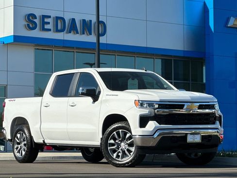 New 2026 Chevrolet Silverado 1500 LT w/ Convenience Package II AWD/4WD image 2
