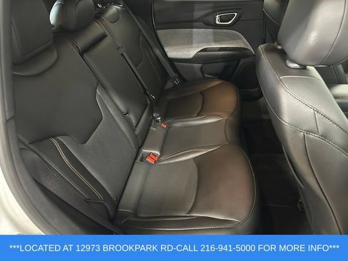 Used 2023 Jeep Compass Latitude AWD/4WD image 20