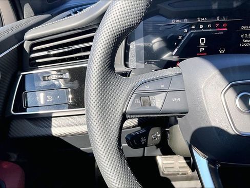 New 2026 Audi SQ7 Prestige image 24