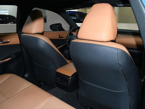 Used 2023 Lexus IS 300 w/ Premium Package RWD image 16