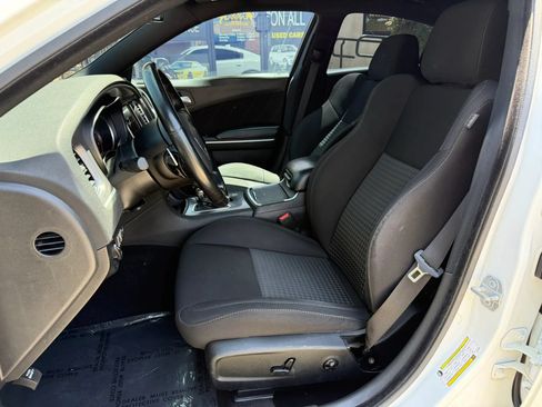 Used 2020 Dodge Charger R/T RWD image 10