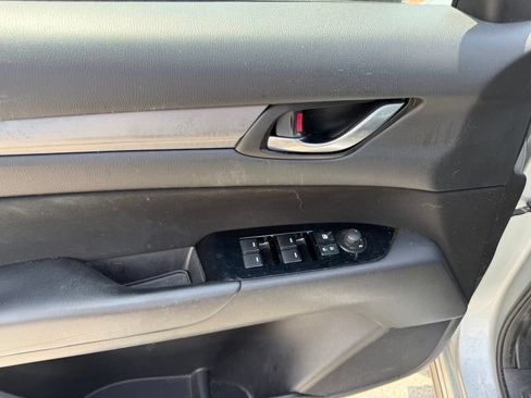 Used 2018 MAZDA CX-5 Sport w/ I-ACTIVSENSE Package FWD image 21
