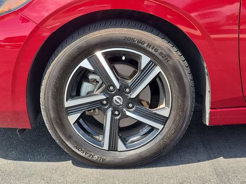 Certified 2024 Nissan Sentra SV FWD image 11