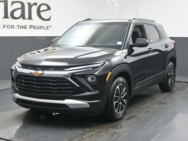 Used 2025 Chevrolet TrailBlazer LT w/ LT Cold Weather Package FWD image 7