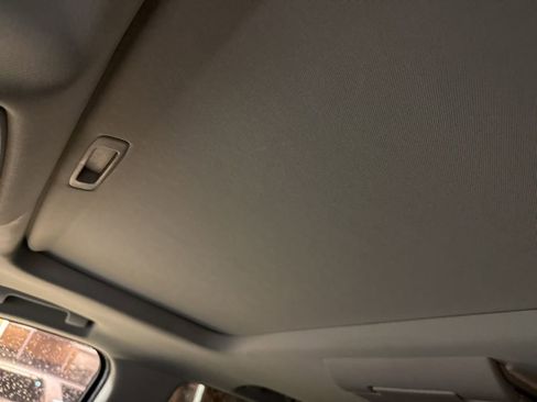 Used 2018 GMC Yukon SLT w/ Open Road Package image 38