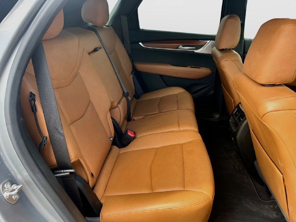Used 2025 Cadillac XT5 Premium Luxury w/ Technology Package FWD image 29