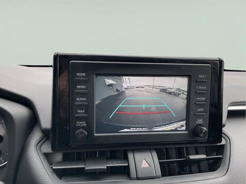 Used 2019 Toyota RAV4 LE AWD/4WD image 27